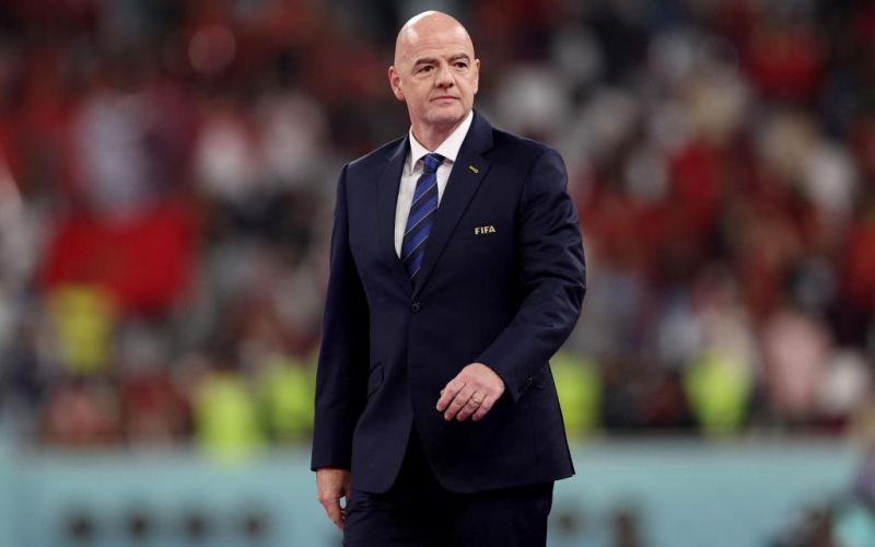 Daily Mail узнала о желании главы ФИФА проводить ЧМ каждые три года