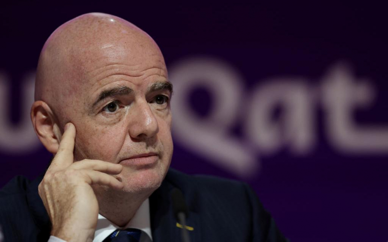 "Его любовь к футболу была безмерной". Глава ФИФА выразил соболезнования в связи со смертью американского журналиста на ЧМ