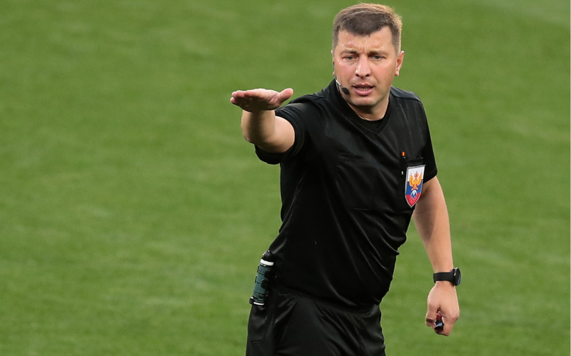 Экс-арбитр объяснил, почему судьи часто ошибаются не в пользу «Спартака»