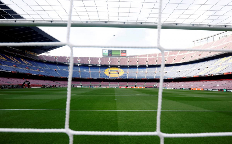 Инспекторы УЕФА выступили за исключение «Барселоны» из Лиги чемпионов