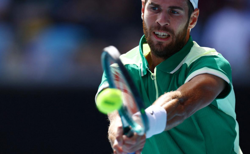 Карен Хачанов не смог пробиться в четвертьфинал Australian Open