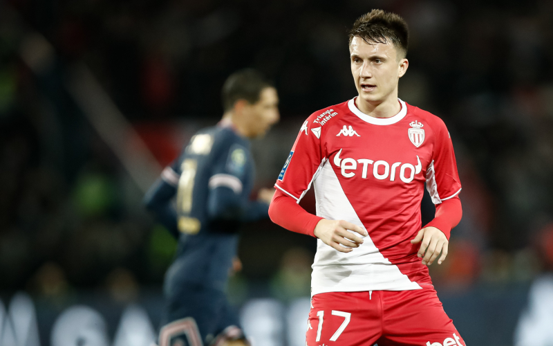 L'Equipe оценила игру Головина выше Месси в матче ПСЖ — «Монако»