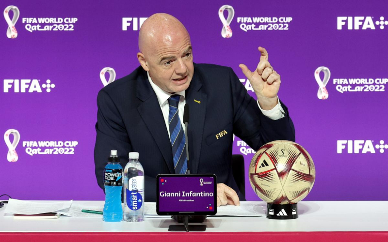 Офис Зеленского обвинил ФИФА в утрате понимания объединяющей роли футбола