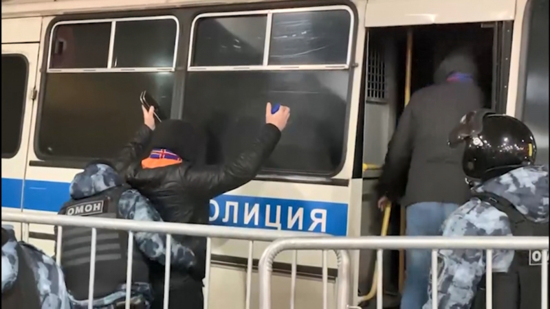 Сотни голов и задержания. 18 цифр осенней части чемпионата России